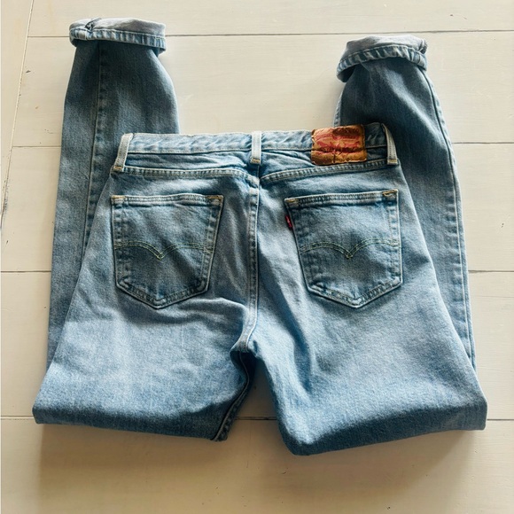 Levi’s Women’s 512 High Rise Light Wash Jeans Size 29 - Picture 5 of 5